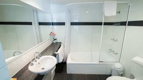 Dowler Apartments Subiaco - Whitsundays Accommodation 13