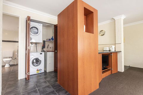 Subiaco Village 20 - Whitsundays Accommodation 10