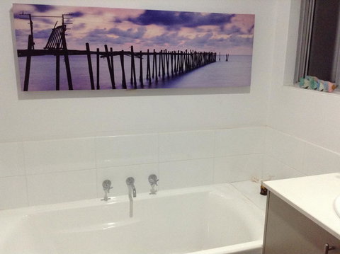 Lakeside Views - Whitsundays Accommodation 3