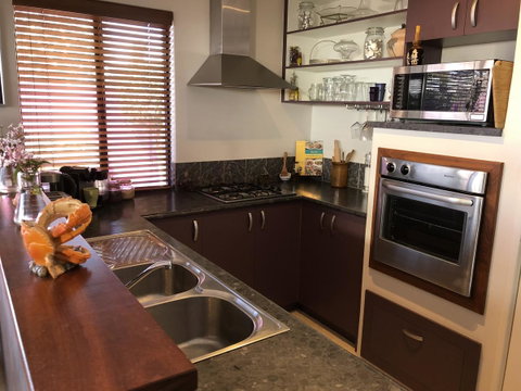BeachHideaway@Scarborough - Whitsundays Accommodation 23