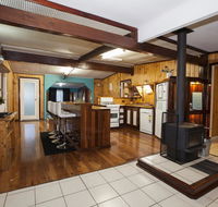 Rustic Retreat Esperance - Whitsundays Accommodation