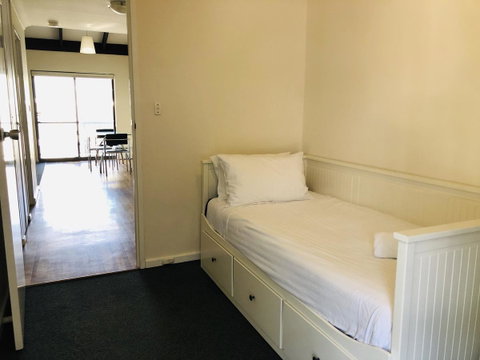 Seashore Memories - Sleeps 3 - Whitsundays Accommodation 5