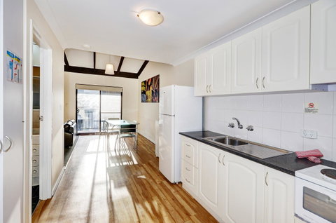 Seashore Memories - Sleeps 3 - Whitsundays Accommodation 10