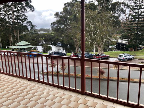 Denmark Reflections - Whitsundays Accommodation 9