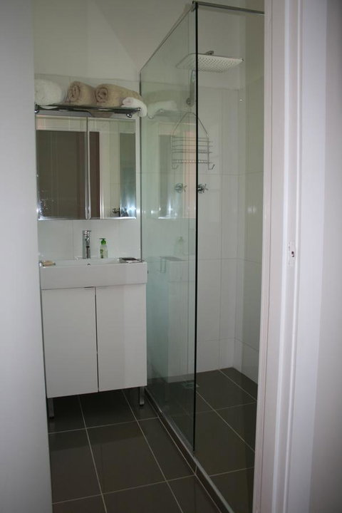 Kenata-Fairway Apartment Hotel - Whitsundays Accommodation 11