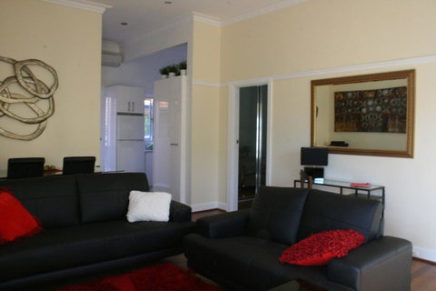 Kenata-Fairway Apartment Hotel - Whitsundays Accommodation 9