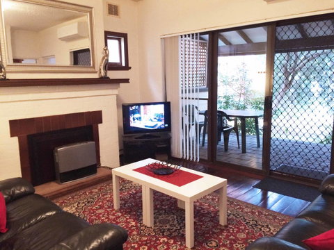 Kenata-Fairway Apartment Hotel - Whitsundays Accommodation 21