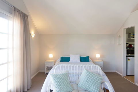 Fremantle Local Beach Studio - Whitsundays Accommodation 14