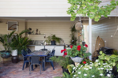 Fremantle Local Beach Studio - Whitsundays Accommodation 11