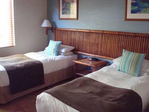 Presidential Bungalow - Whitsundays Accommodation 4