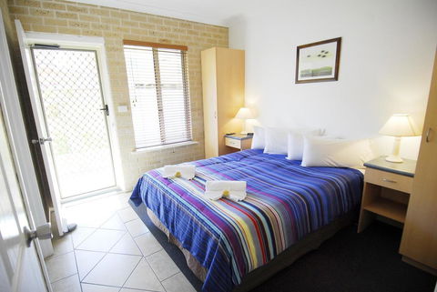 Esperance Central Accommodation - Whitsundays Accommodation 41