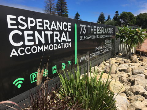 Esperance Central Accommodation - Whitsundays Accommodation 4