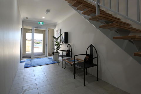 Studio Style Mindarie Marina - Whitsundays Accommodation 13