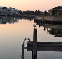 Waterside Canal Dreams - Whitsundays Accommodation