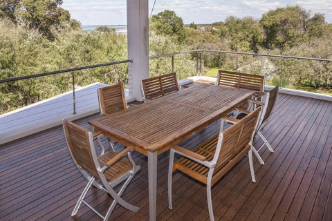 Calm Waters - Whitsundays Accommodation 8