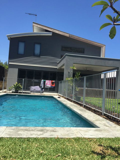 The Pool House - Fremantle - Whitsundays Accommodation 0
