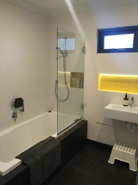 The Pool House - Fremantle - Whitsundays Accommodation 6