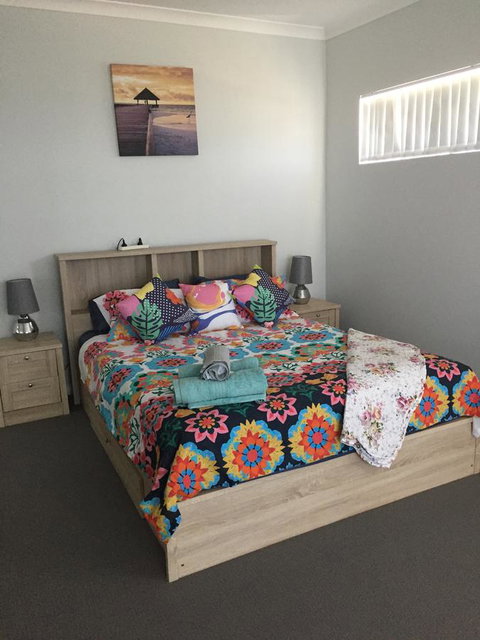 Beach House At SeaScapes.. - Whitsundays Accommodation 5