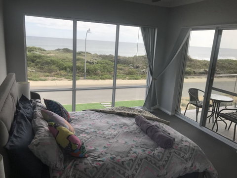 Beach House At SeaScapes.. - Whitsundays Accommodation 4