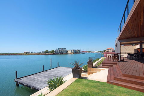 Oceans Edge - Busselton - Whitsundays Accommodation 2