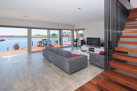 Oceans Edge - Busselton - Whitsundays Accommodation 8