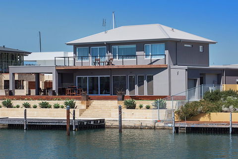 Oceans Edge - Busselton - Whitsundays Accommodation 0