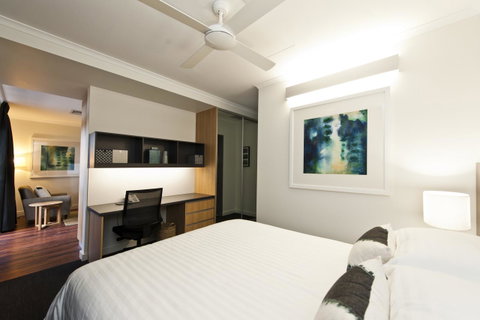 St Catherine\'s On Park - Whitsundays Accommodation 2