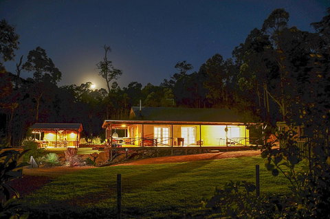 Nannup Bush Retreat - Whitsundays Accommodation 8