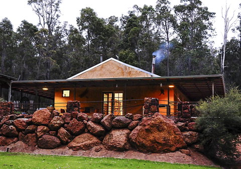 Nannup Bush Retreat - Whitsundays Accommodation 14