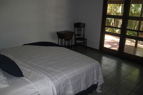 Beach House On Fox - Whitsundays Accommodation 9