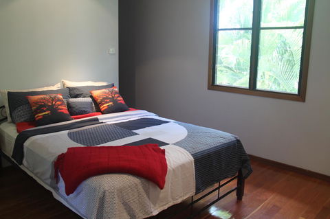 Beach House On Fox - Whitsundays Accommodation 5