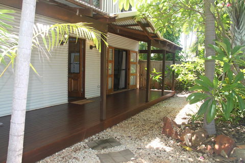 Beach House On Fox - Whitsundays Accommodation 0