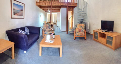 Cottesloe Beach Chalets - Whitsundays Accommodation 20