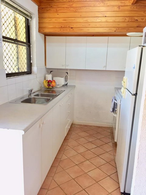 Cottesloe Beach Chalets - Whitsundays Accommodation 44