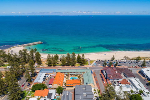 Cottesloe Beach Chalets - Whitsundays Accommodation 13