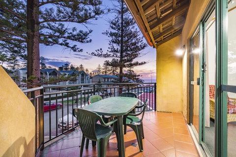 Cottesloe Beach Chalets - Whitsundays Accommodation 26