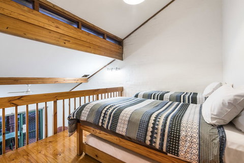 Cottesloe Beach Chalets - Whitsundays Accommodation 10