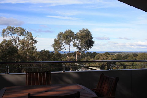 Cape Villas - Whitsundays Accommodation 6