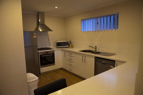 Cape Villas - Whitsundays Accommodation 23