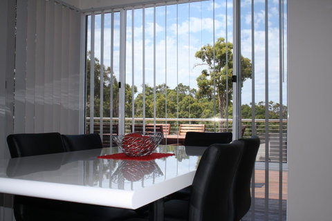 Cape Villas - Whitsundays Accommodation 24