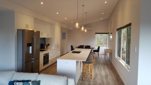 Cape Villas - Whitsundays Accommodation 9