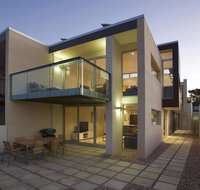 Alouarn Apartments - Whitsundays Accommodation