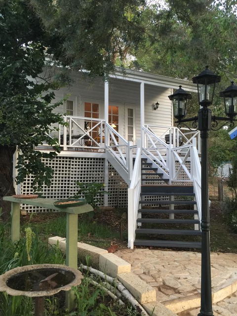 Applegate Lane Chalet - Whitsundays Accommodation 16