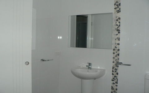 Breezes Apartments - Whitsundays Accommodation 11