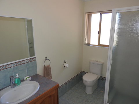 The Royal Dolphin Bed & Breakfast Safety Bay - Whitsundays Accommodation 8