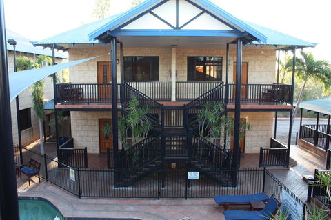Apartments At Blue Seas Resort - Whitsundays Accommodation 11