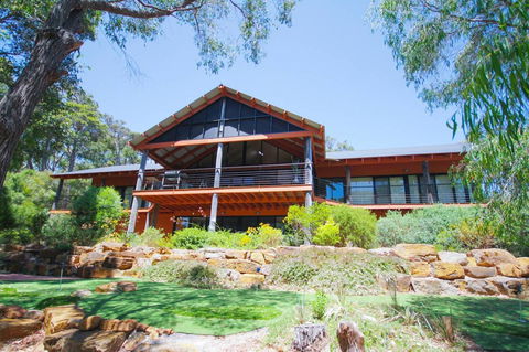 Arum - Close To The Margaret River - Whitsundays Accommodation 18