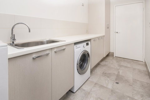 15 Cabot Close - Whitsundays Accommodation 19