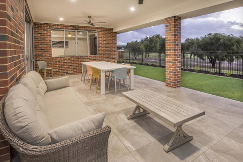 15 Cabot Close - Whitsundays Accommodation 21