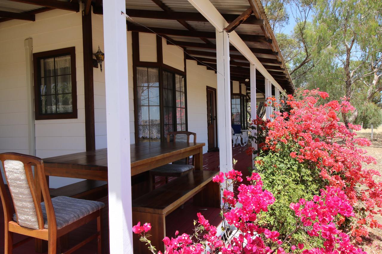 Jennacubbine WA Whitsundays Accommodation